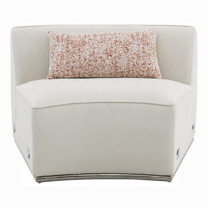 Sahara Sectional Sofa W/3 Pillows
