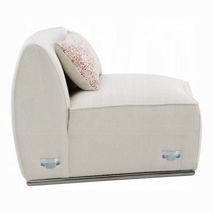 Sahara Sectional Sofa W/3 Pillows