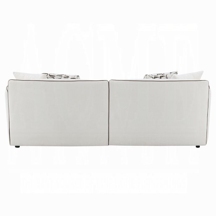 Yolanda Sofa w/4 Pillows