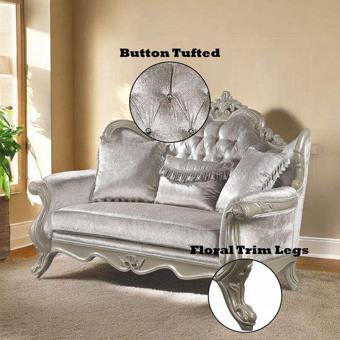 Libertee Loveseat w/3 Pillows