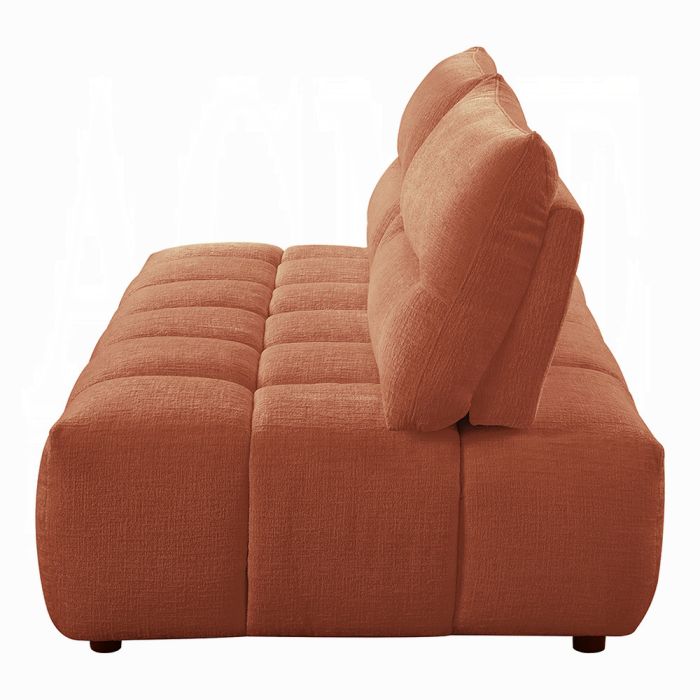 Loanna Moludar - Loveseat