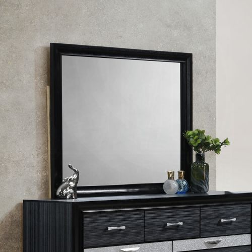 Naima Mirror