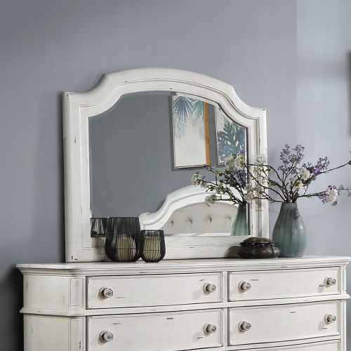 Jaqueline Mirror