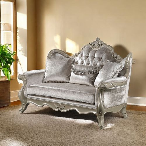 Libertee Loveseat w/3 Pillows