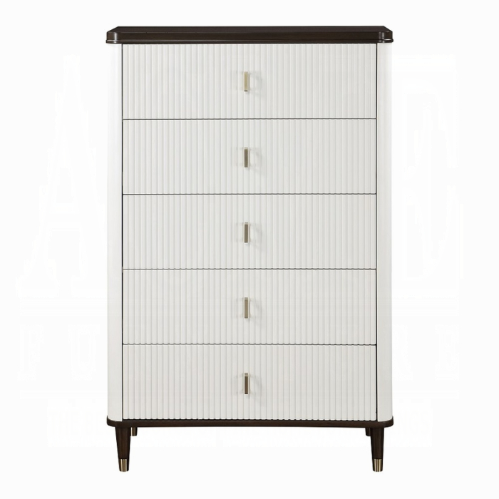 Carena Chest